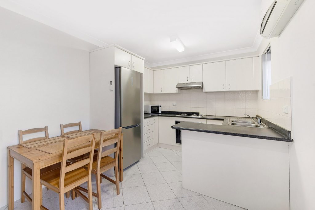 2/101 Northumberland Road, Auburn NSW 2144 - photo 3