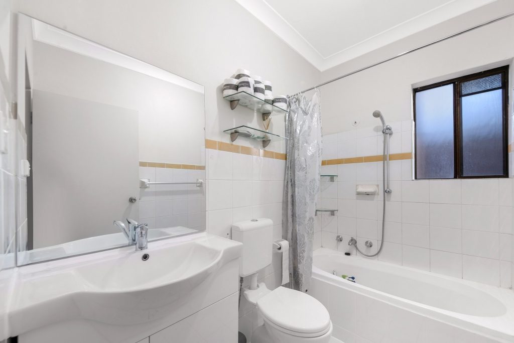 2/101 Northumberland Road, Auburn NSW 2144 - photo 7
