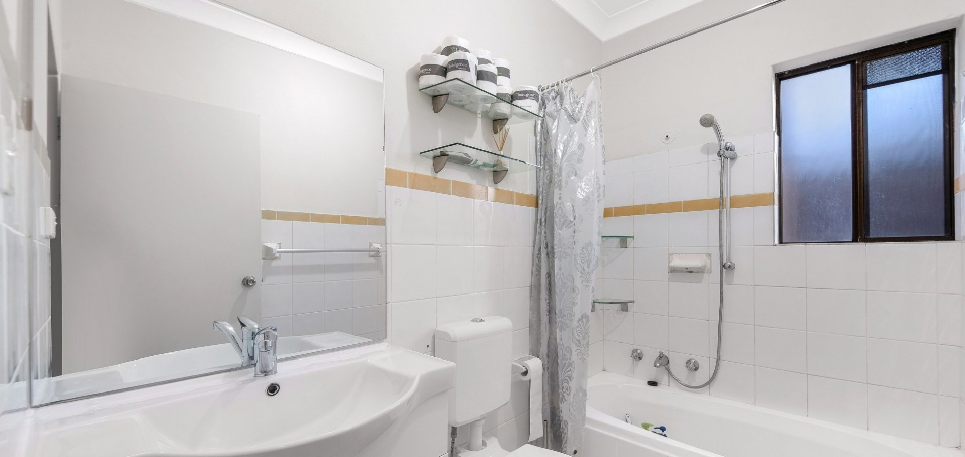 2/101 Northumberland Road, Auburn NSW 2144 - photo 7