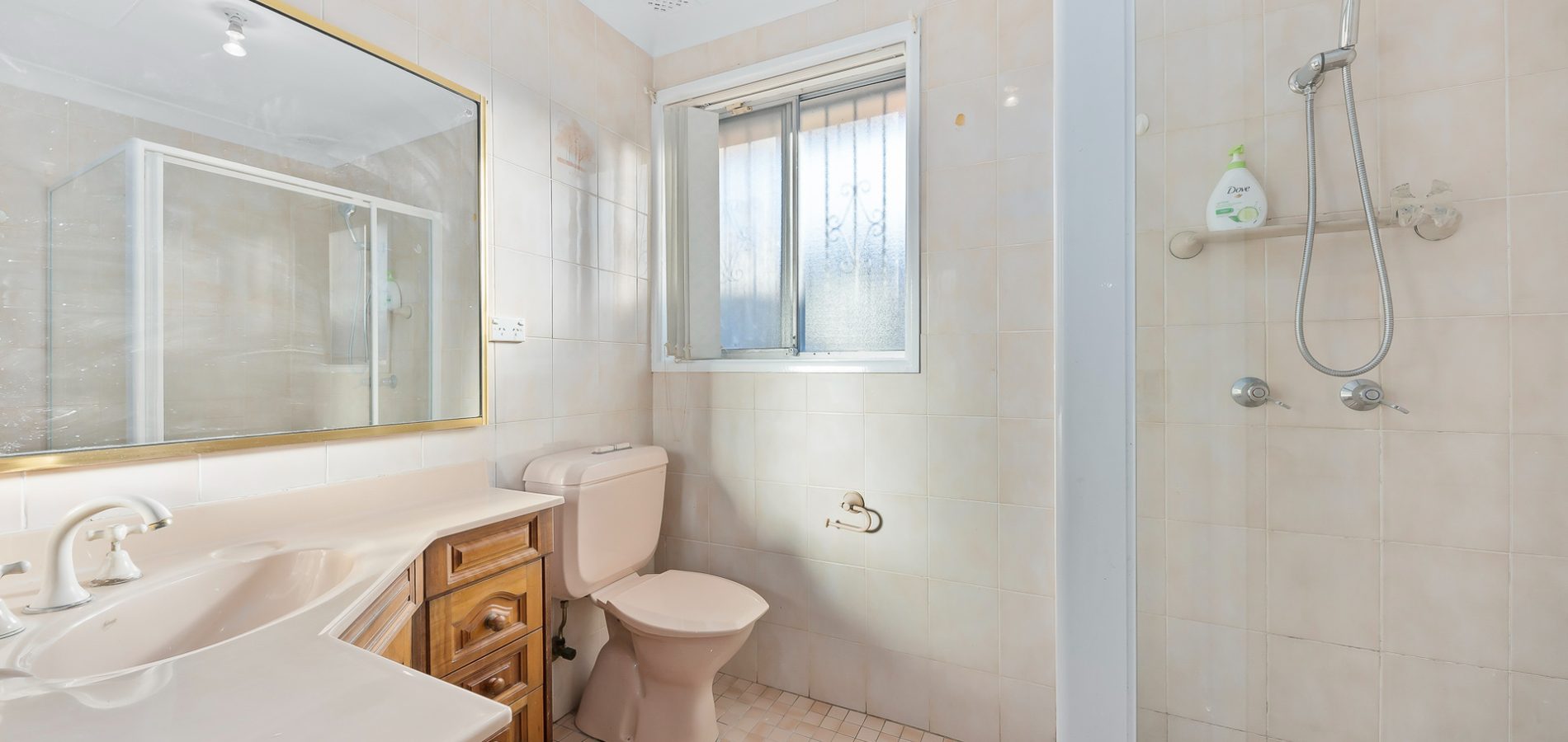 5 Emerald Road, Seven Hills NSW 2147 - photo 5