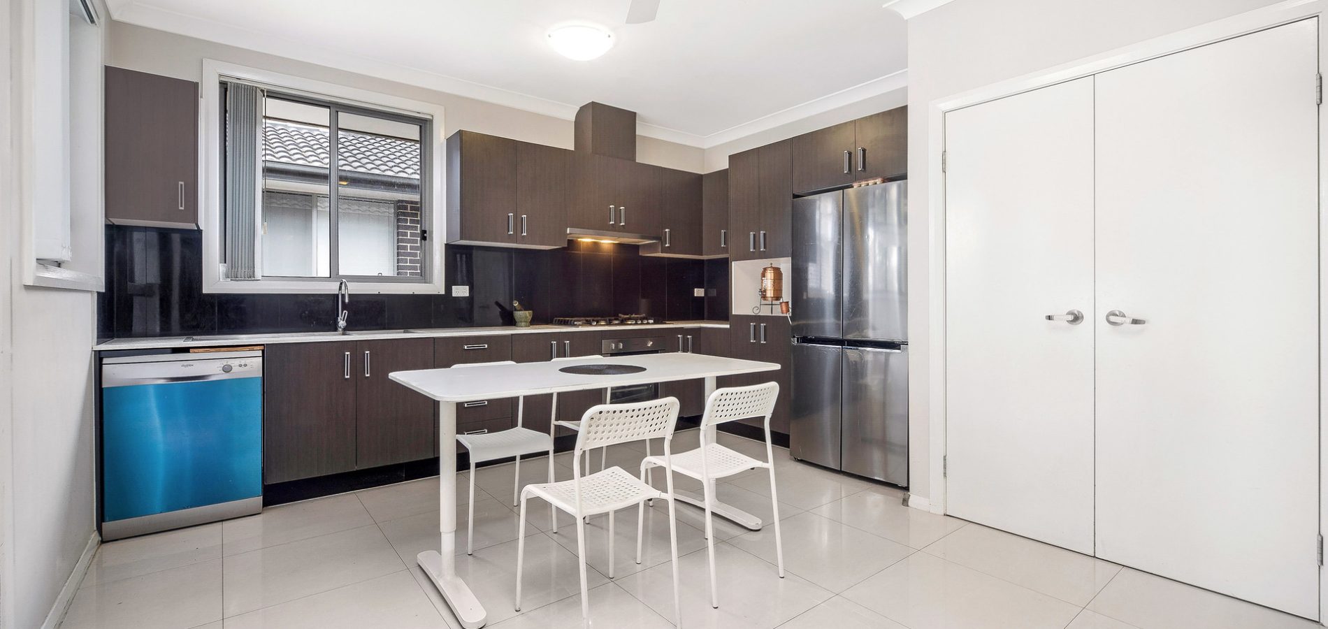 15/18 Leabons Lane, Seven Hills NSW 2147 - photo 2
