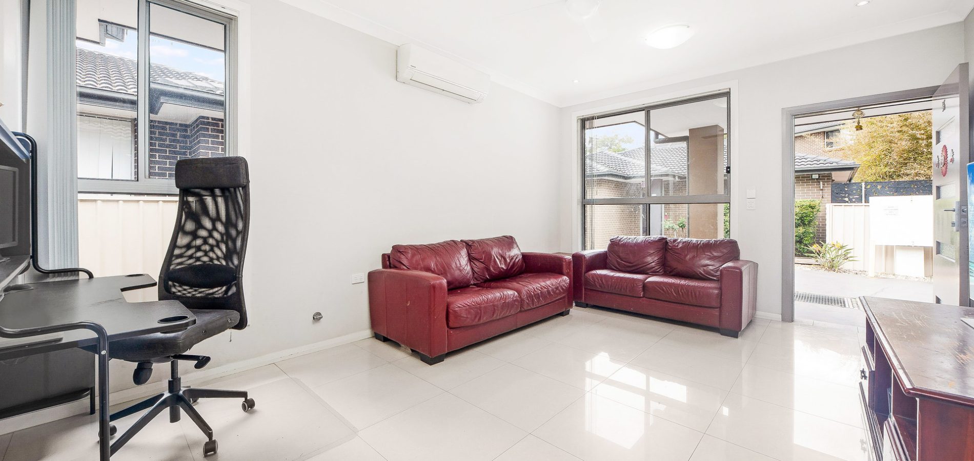 15/18 Leabons Lane, Seven Hills NSW 2147 - photo 5