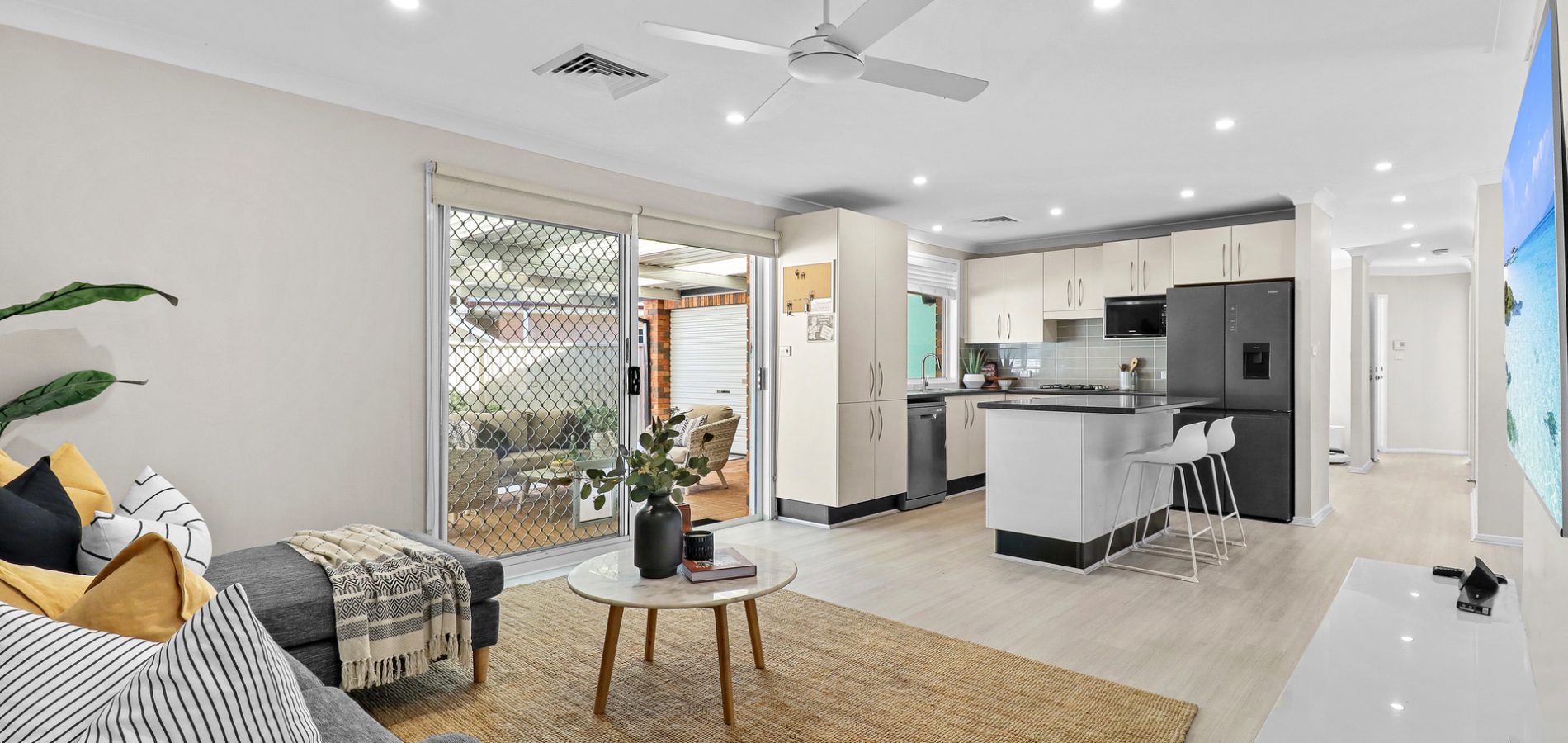 45 Flamingo Grove, Plumpton NSW 2761 - photo 4