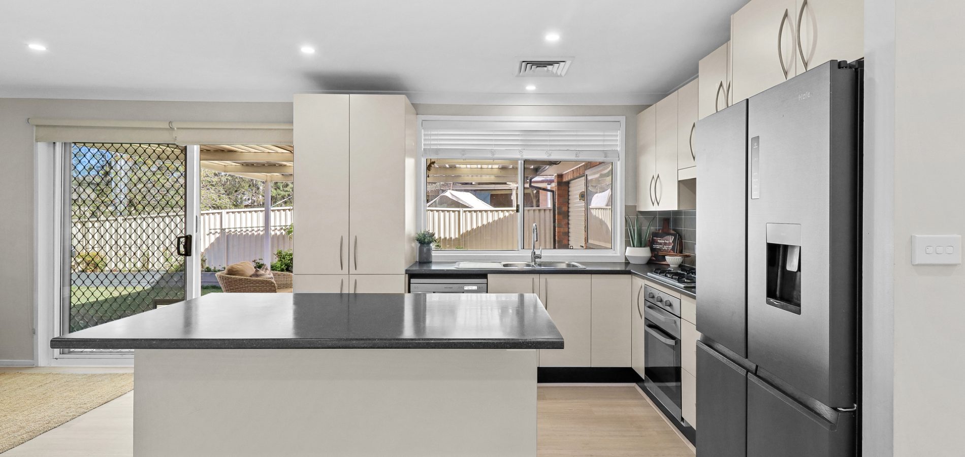 45 Flamingo Grove, Plumpton NSW 2761 - photo 6