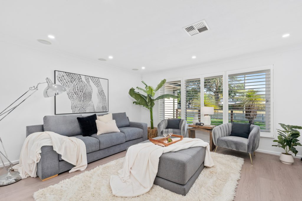 43 Imperial Avenue, Emu Plains NSW 2750 - photo 2