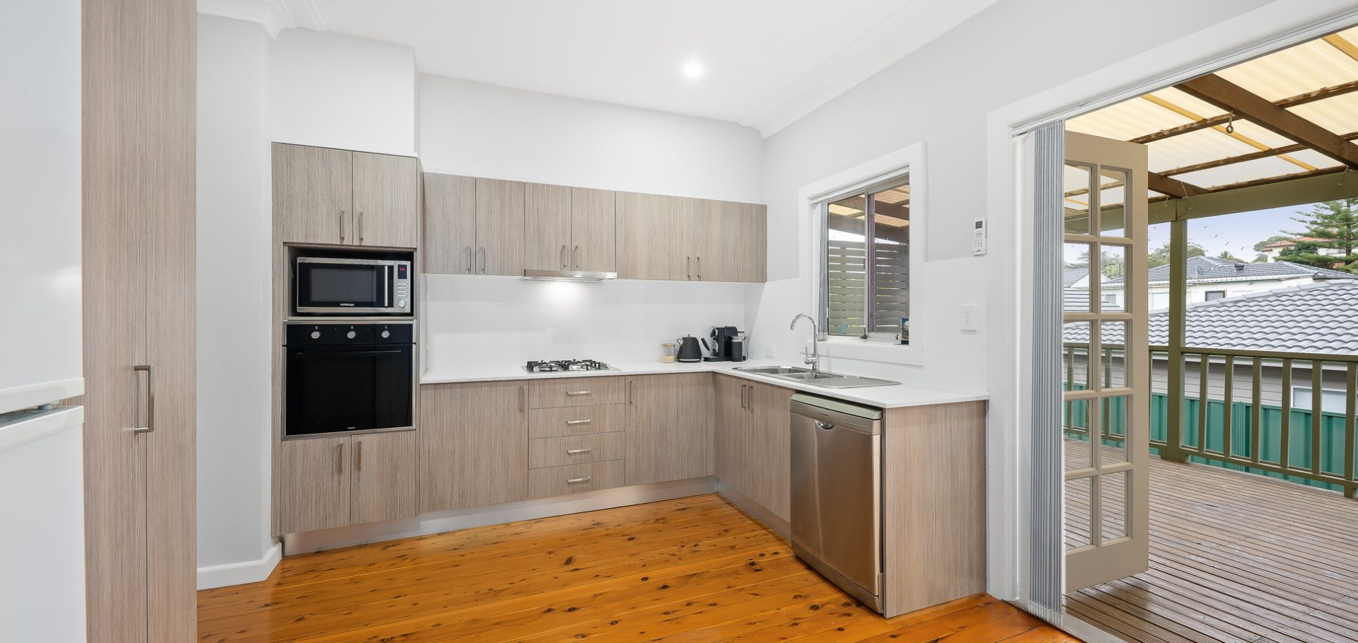 48+48A Lavinia Street, Seven Hills NSW 2147 - photo 2