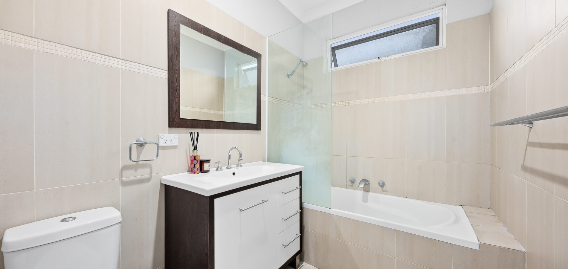 48+48A Lavinia Street, Seven Hills NSW 2147 - photo 5