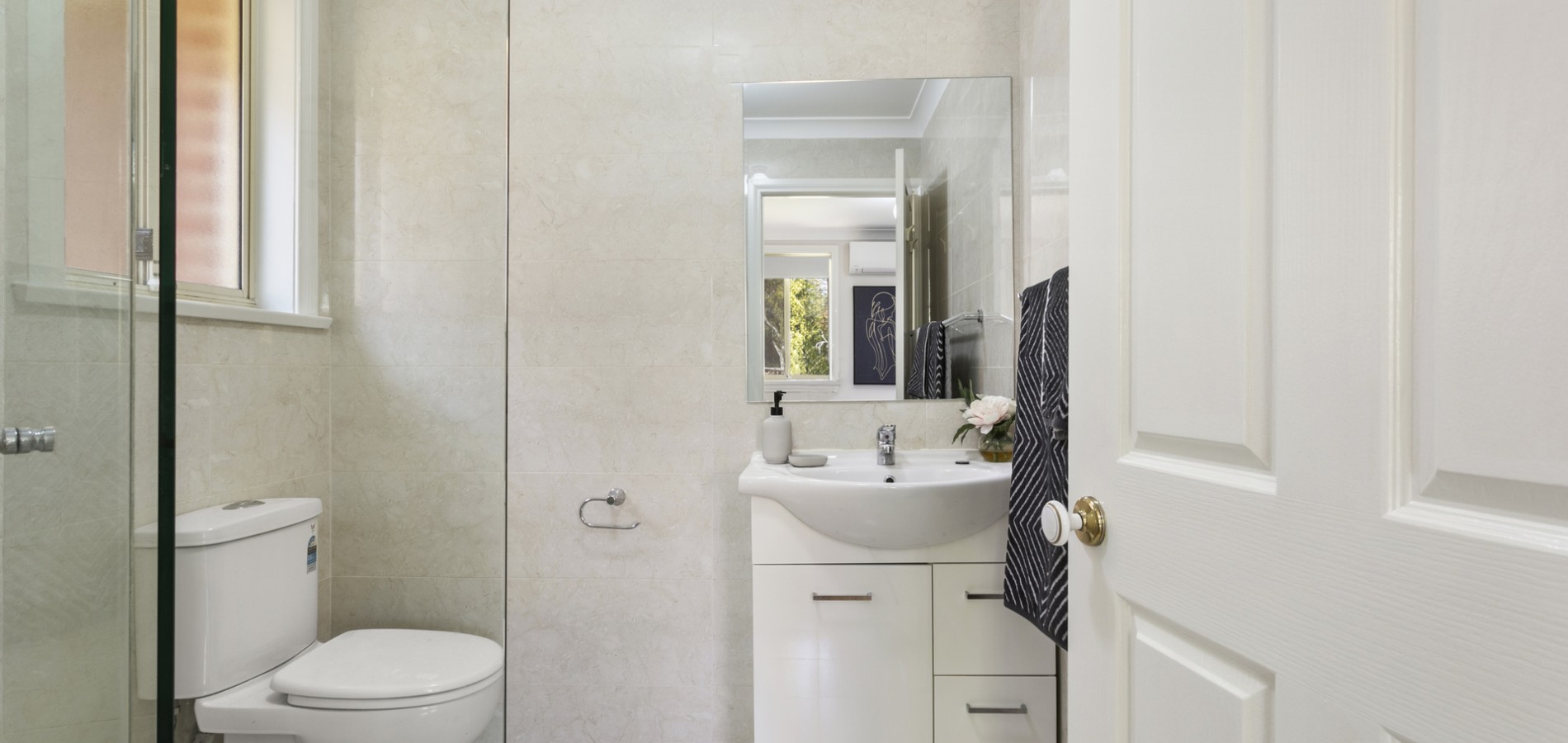 2/163 David Road, Castle Hill NSW 2154 - photo 9