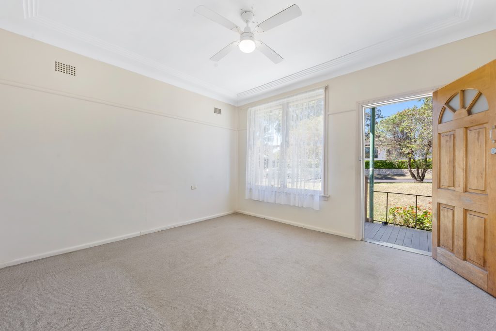 11 Macdonald Avenue, Lalor Park NSW 2147 - photo 5