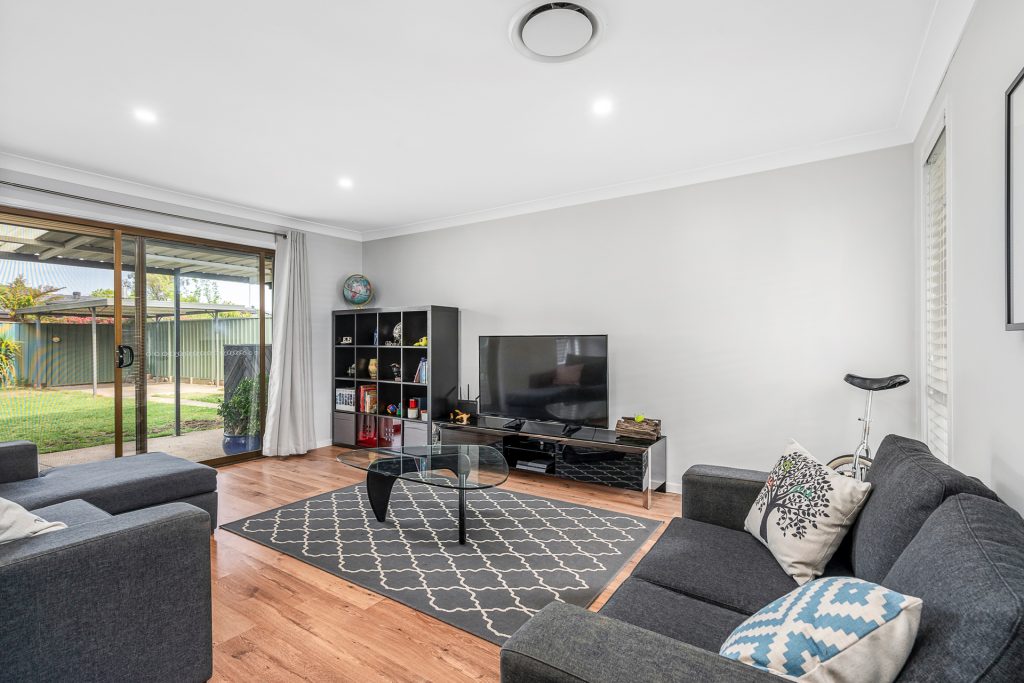 46 Andrew Thompson Drive, McGraths Hill NSW 2756 - photo 2