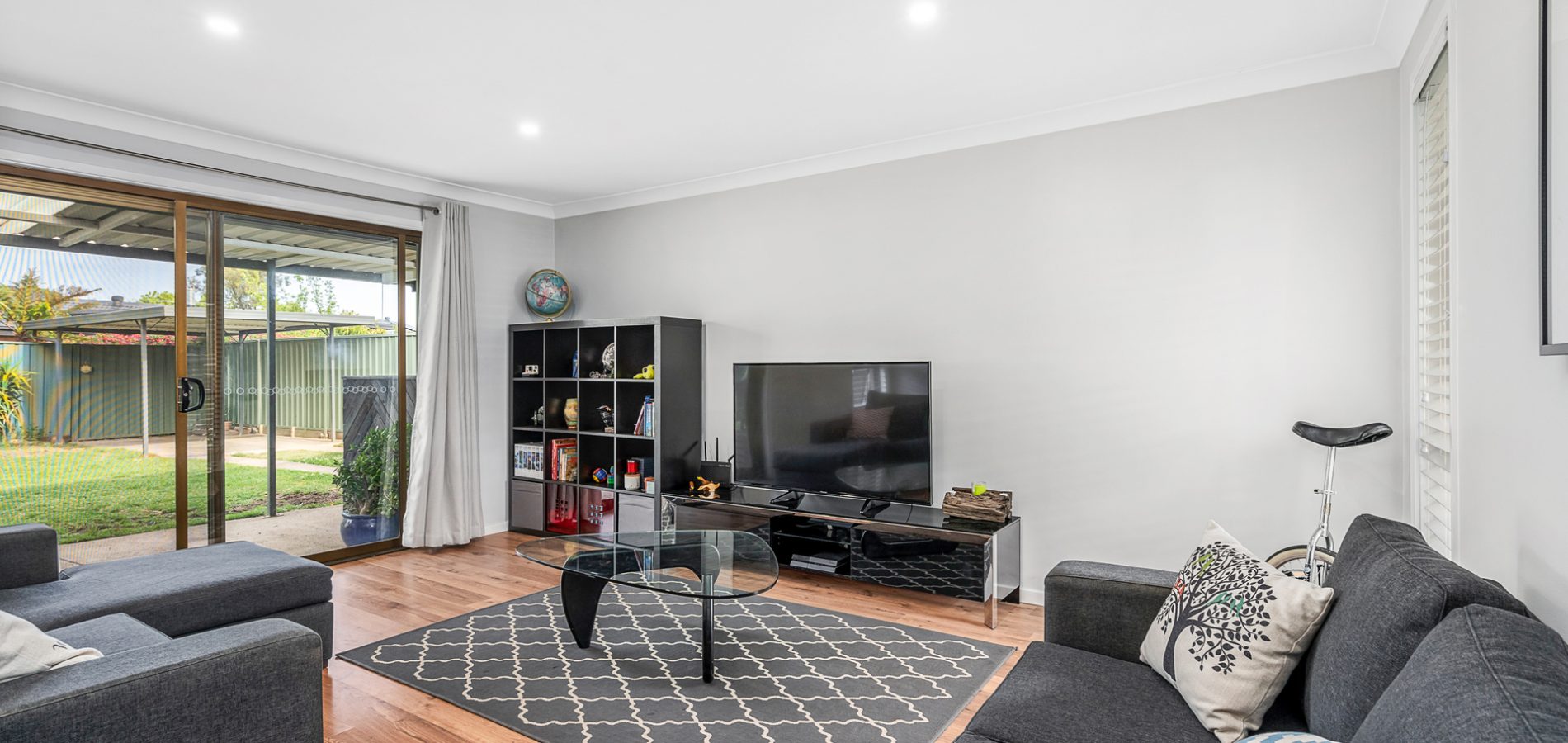 46 Andrew Thompson Drive, McGraths Hill NSW 2756 - photo 2