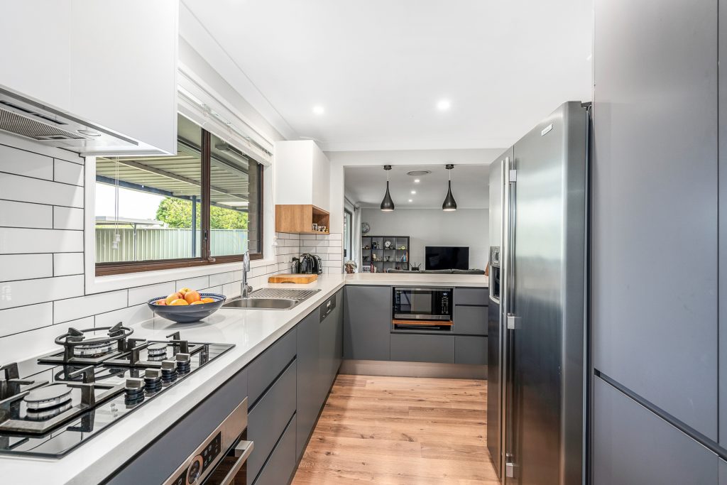 46 Andrew Thompson Drive, McGraths Hill NSW 2756 - photo 4