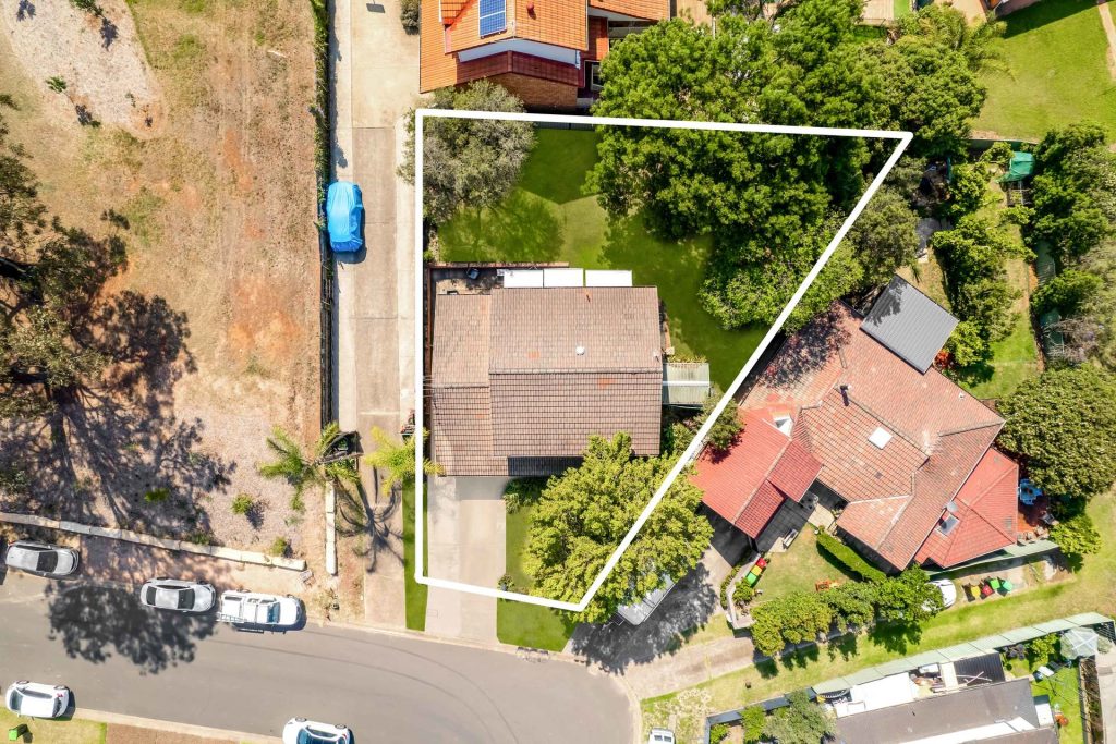14 Wills Glen, St Clair NSW 2759 - photo 13