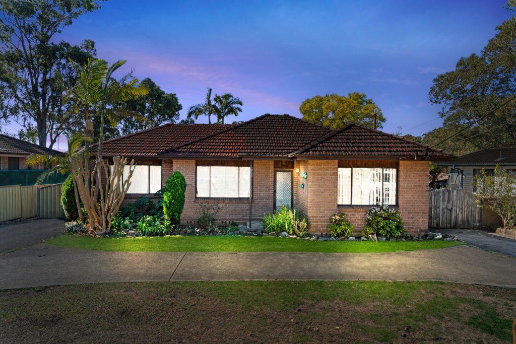 93 Ellam Drive, Seven Hills NSW 2147 - photo 3