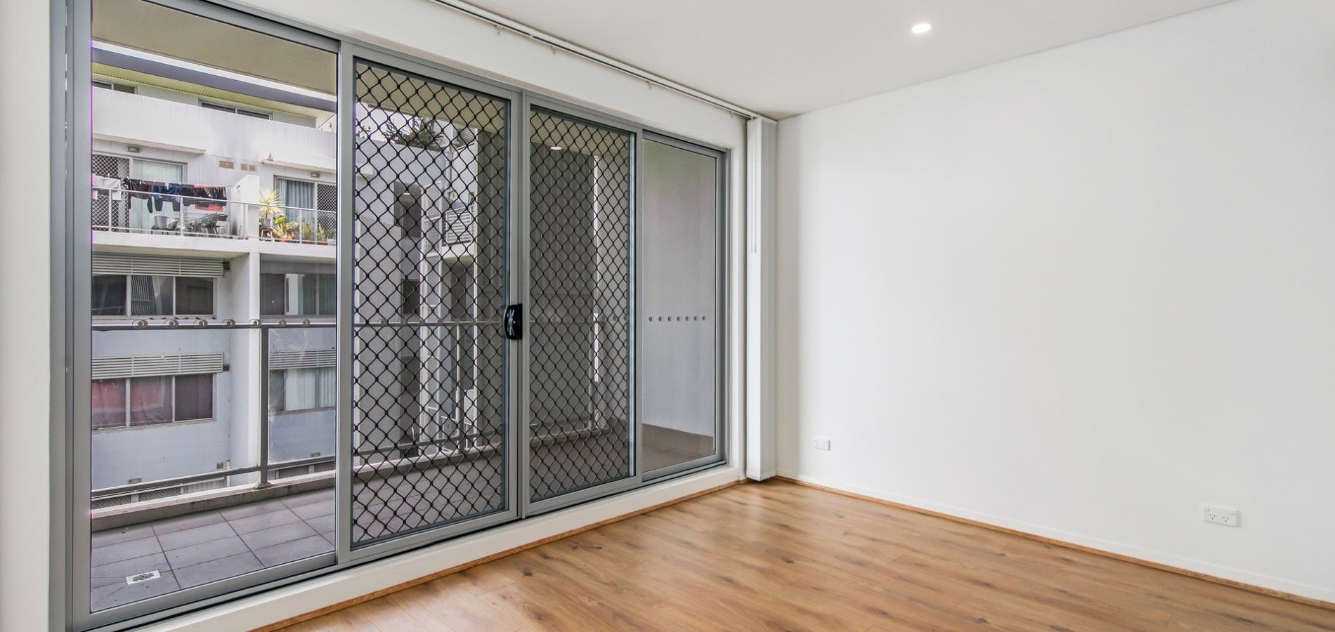 205/25 Railway Road, Quakers Hill NSW 2763 - photo 4