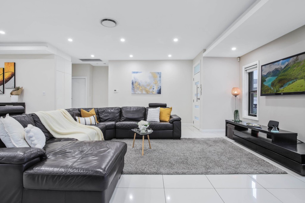 100 Smith Street, Pendle Hill NSW 2145 - photo 3