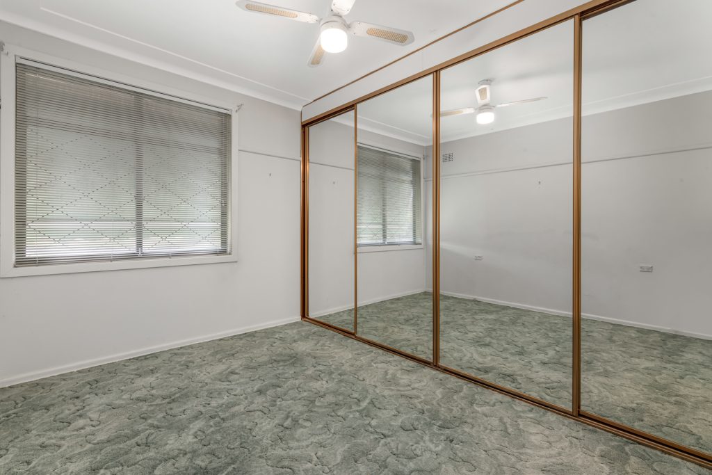 52 Dawn Drive, Seven Hills NSW 2147 - photo 7