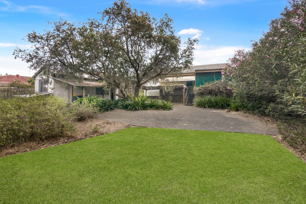 52 Dawn Drive, Seven Hills NSW 2147 - photo 8