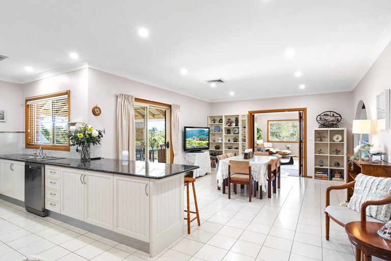29 Colbran Avenue, Kenthurst NSW 2156 - photo 5