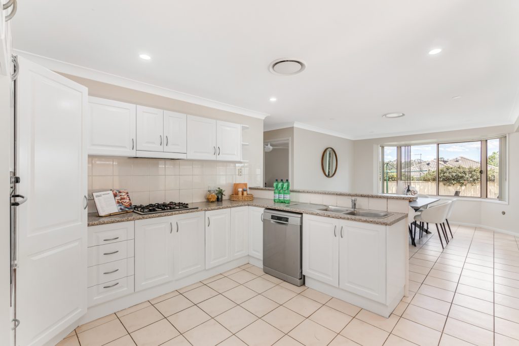 12 Bonaccordo Road, Quakers Hill NSW 2763 - photo 14