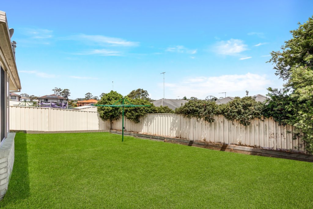 12 Bonaccordo Road, Quakers Hill NSW 2763 - photo 9