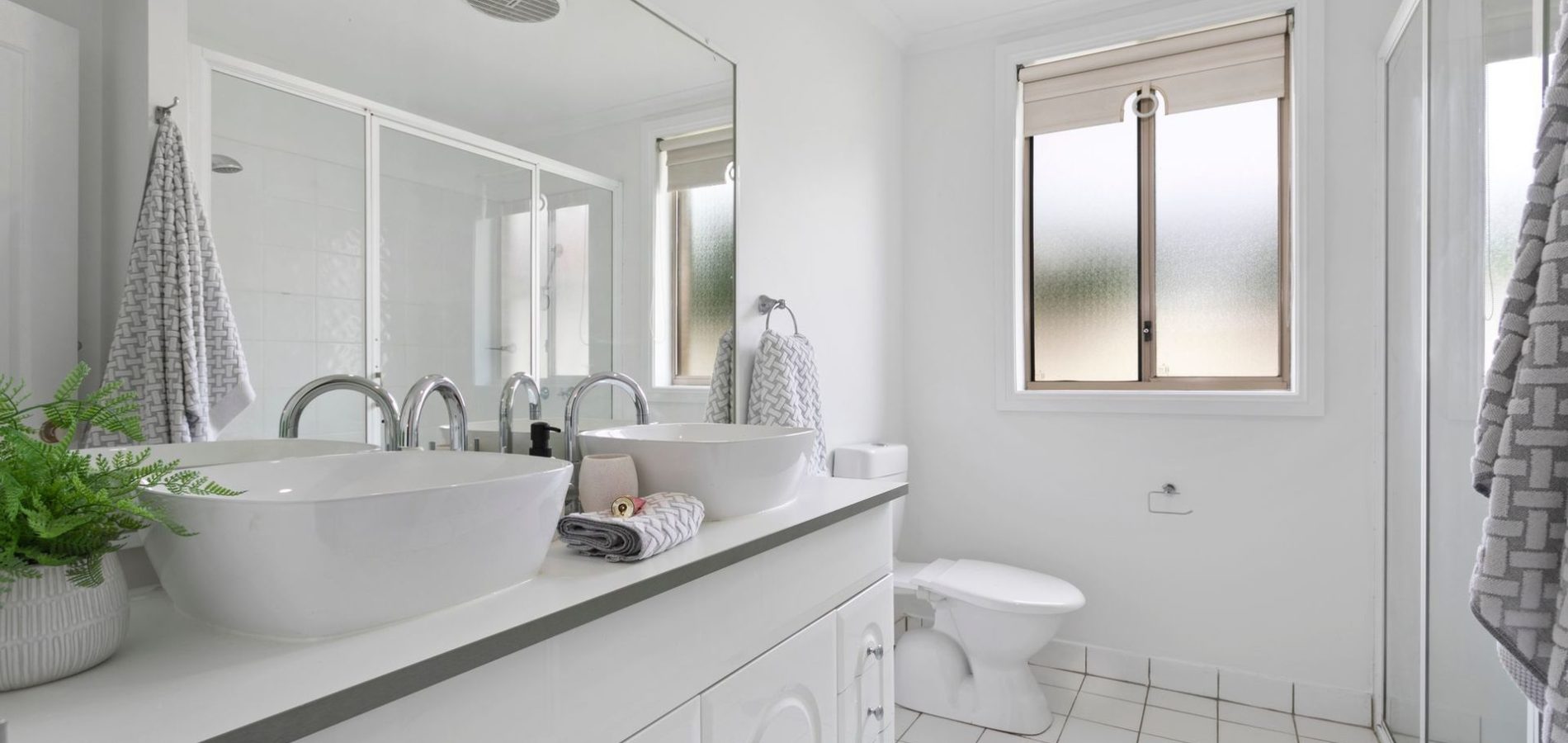 4 Olivia Close, Kellyville NSW 2155 - photo 11