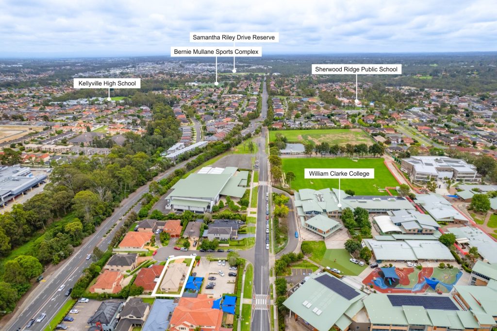 4 Olivia Close, Kellyville NSW 2155 - photo 15