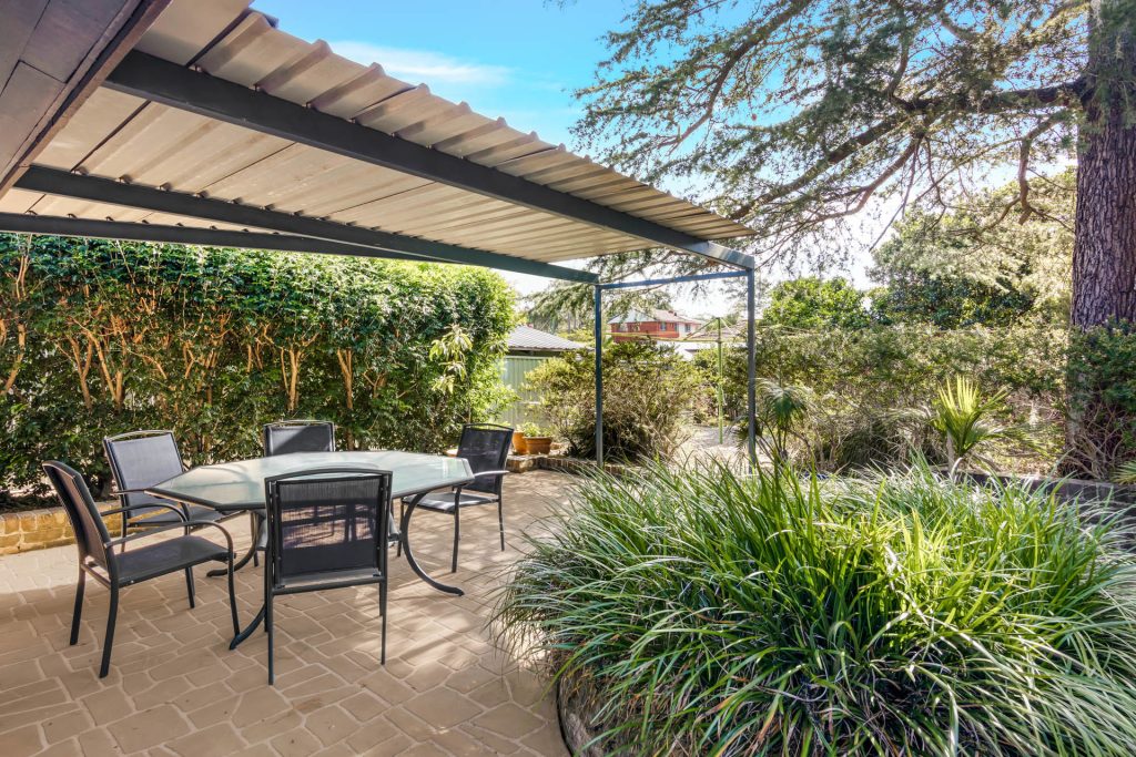 8 Edgar Street, Baulkham Hills NSW 2153 - photo 12