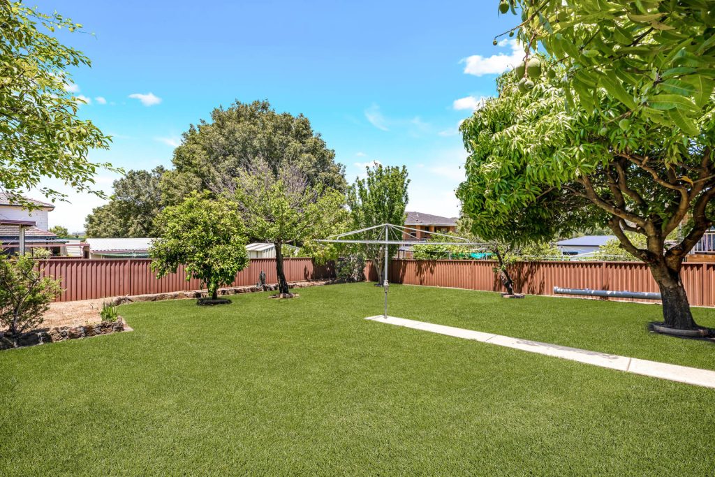 15 Bringelly Avenue, Pendle Hill NSW 2145 - photo 17