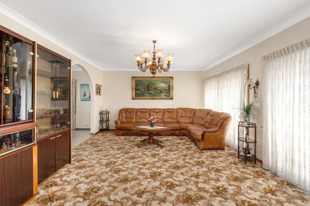 15 Bringelly Avenue, Pendle Hill NSW 2145 - photo 4