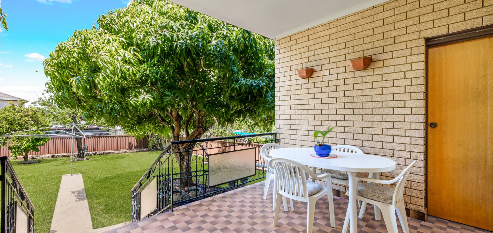 15 Bringelly Avenue, Pendle Hill NSW 2145 - photo 9