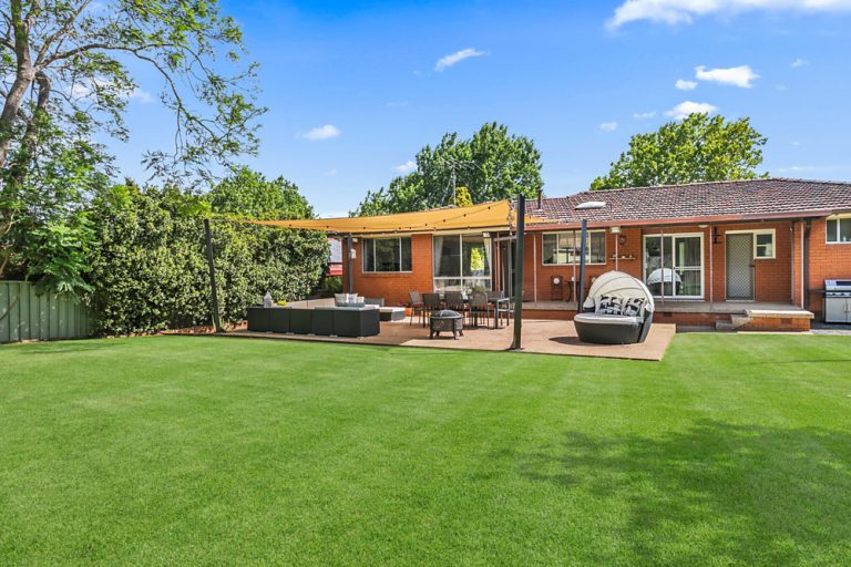 6 English Avenue, Castle Hill NSW 2154 - photo 11