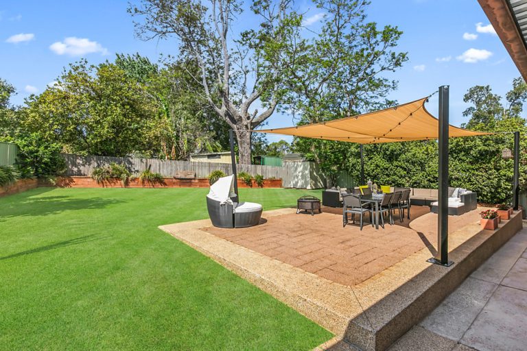 6 English Avenue, Castle Hill NSW 2154 - photo 12