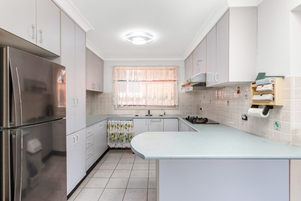 17 Clackmannan Road, Winston Hills NSW 2153 - photo 3