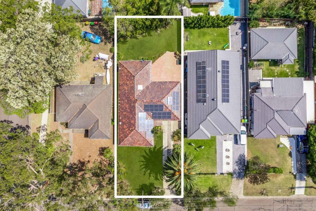 17 Clackmannan Road, Winston Hills NSW 2153 - photo 7
