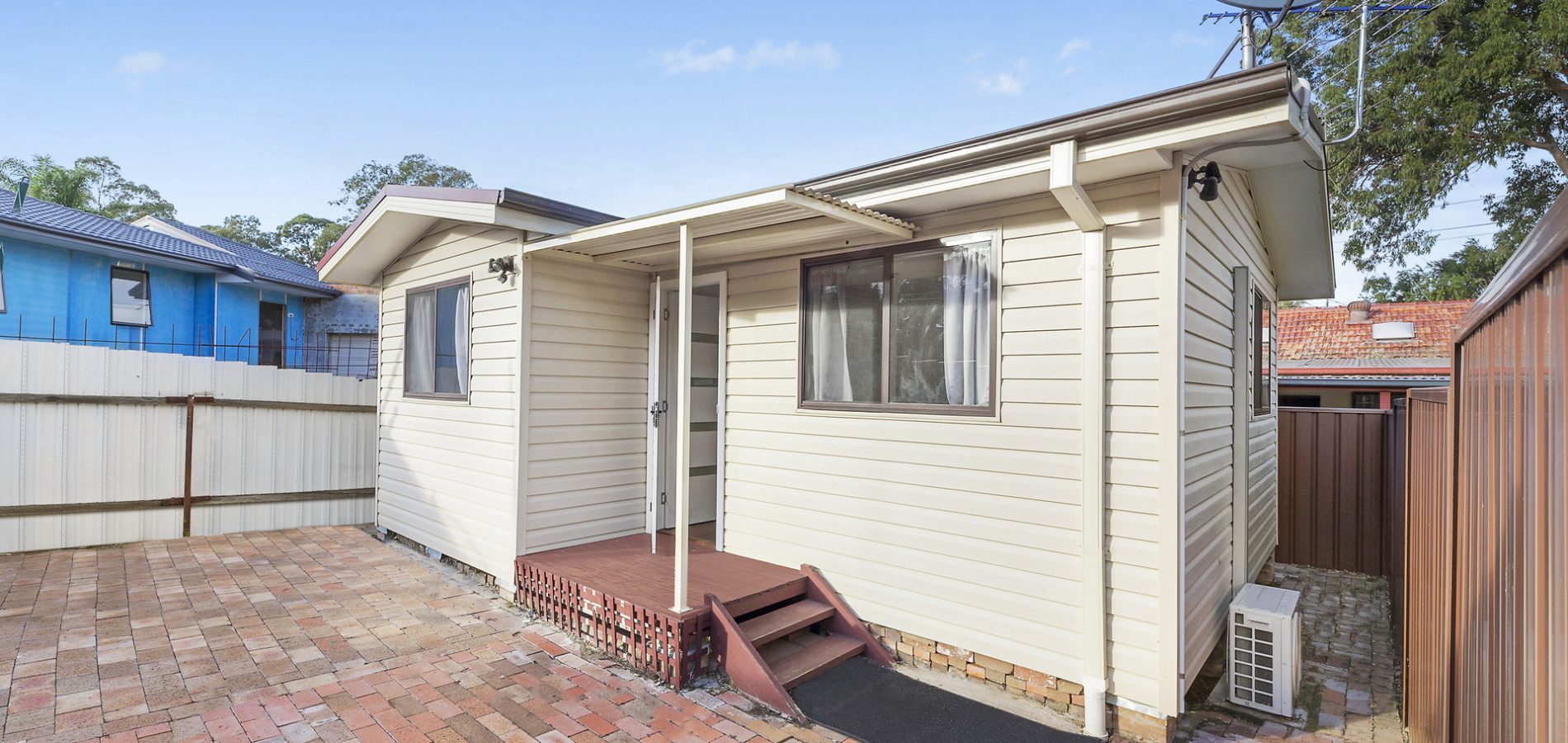 15 & 15A Leabons Lane, Seven Hills NSW 2147 - photo 5