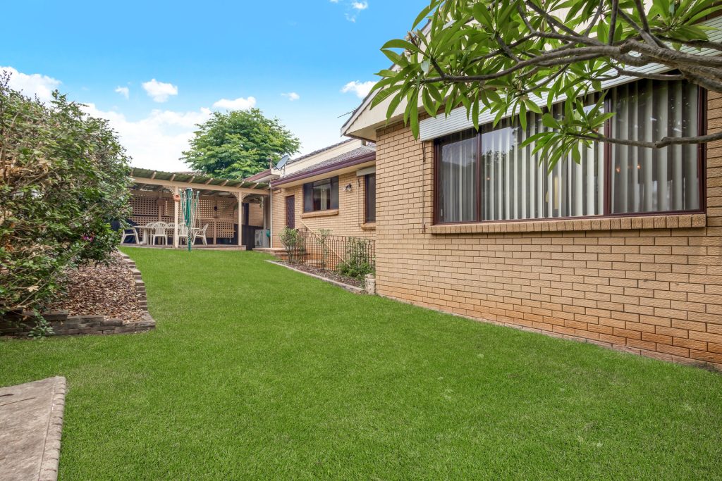 14 Warrah Place, Greystanes NSW 2145 - photo 12