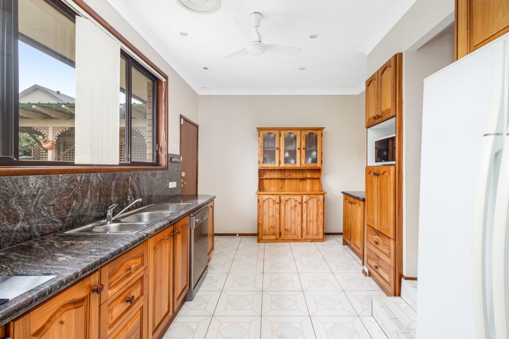 14 Warrah Place, Greystanes NSW 2145 - photo 7