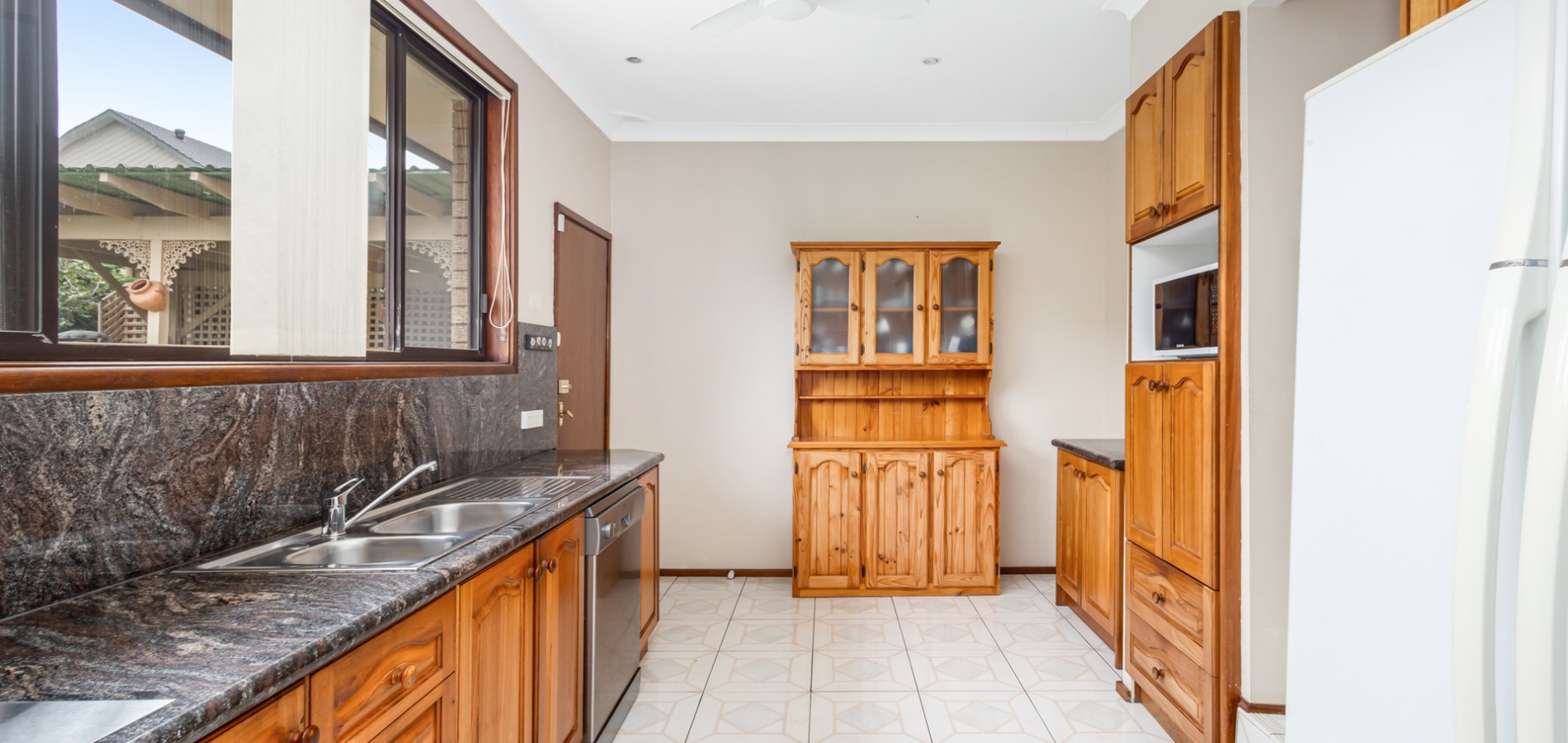 14 Warrah Place, Greystanes NSW 2145 - photo 7