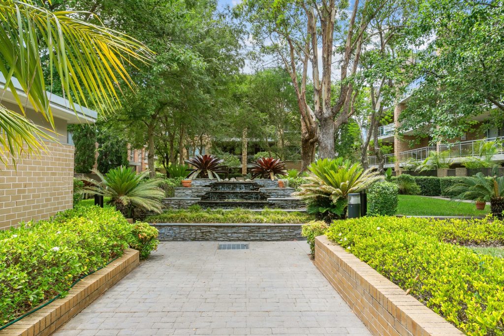 19/33 Cecil Avenue, Castle Hill NSW 2154 - photo 12