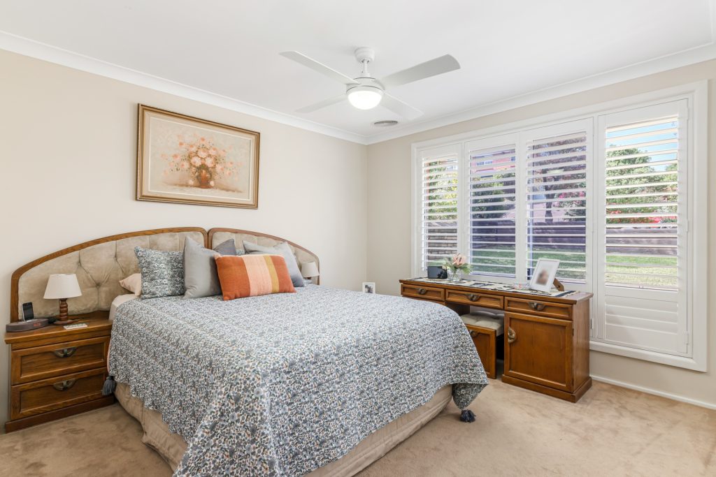 5 Oakdale Place, Baulkham Hills NSW 2153 - photo 13