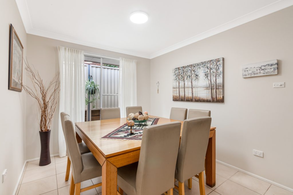 5 Oakdale Place, Baulkham Hills NSW 2153 - photo 5