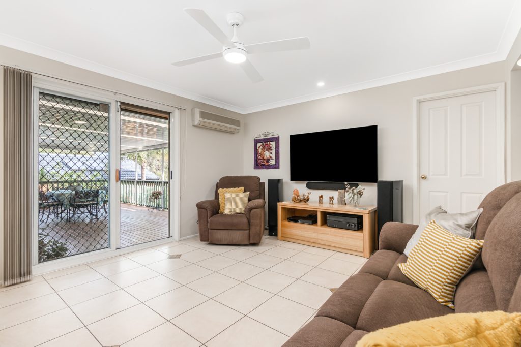 5 Oakdale Place, Baulkham Hills NSW 2153 - photo 6
