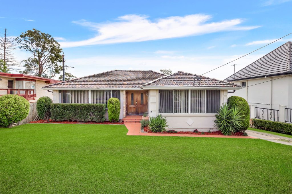 10 Sarah Crescent, Baulkham Hills NSW 2153 - McGrath West Group
