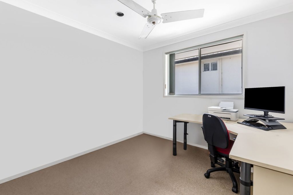 10 Sarah Crescent, Baulkham Hills NSW 2153 - photo 4