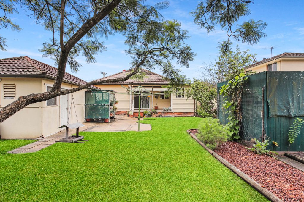 14 Fulton Avenue, Wentworthville NSW 2145 - photo 10