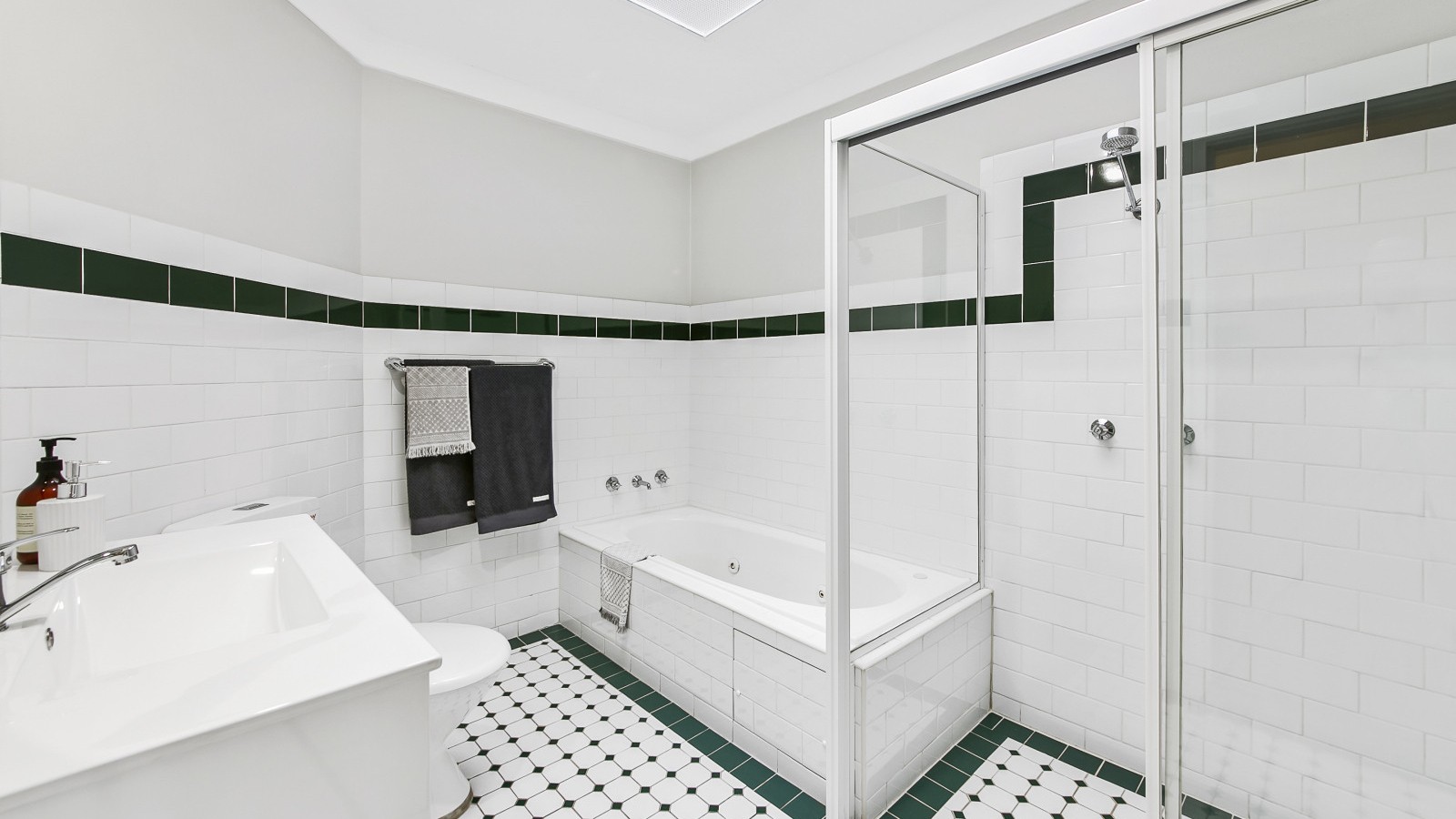 8/60 Albert Street, North Parramatta NSW 2151 - photo 6