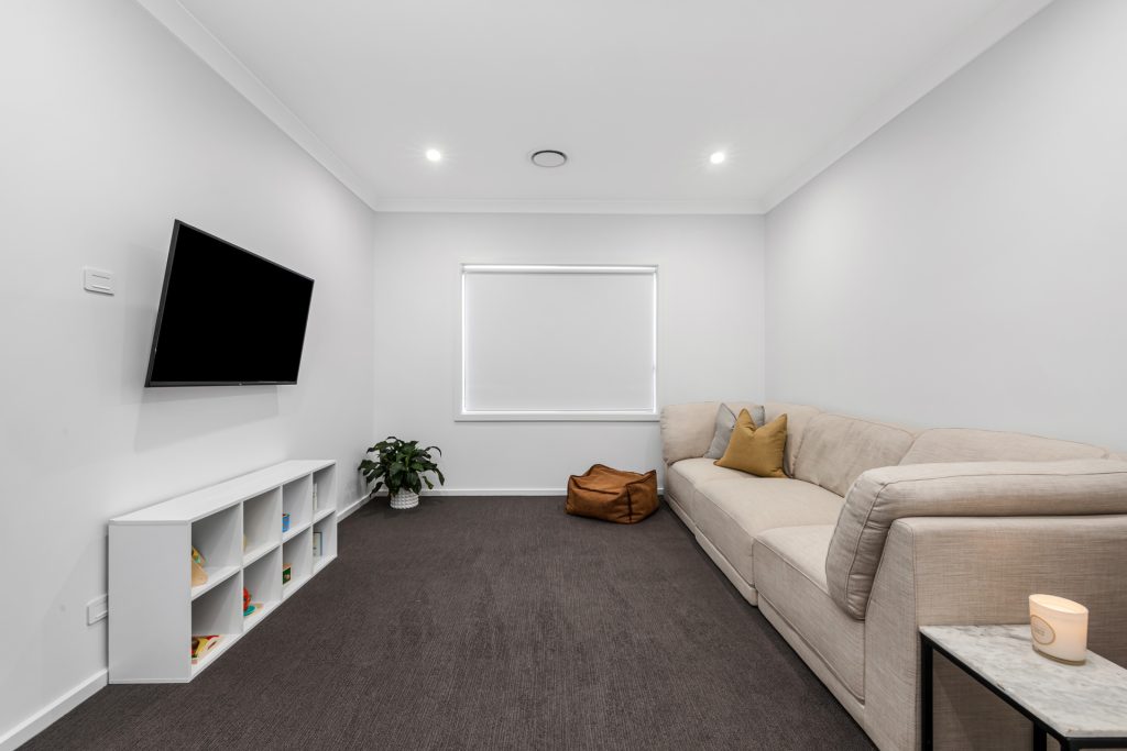 4 Faroe Place, Box Hill NSW 2765 - photo 2