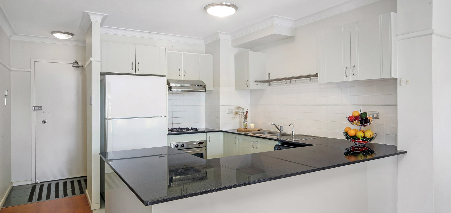 502/91a Bridge Road, Westmead NSW 2145 - photo 4