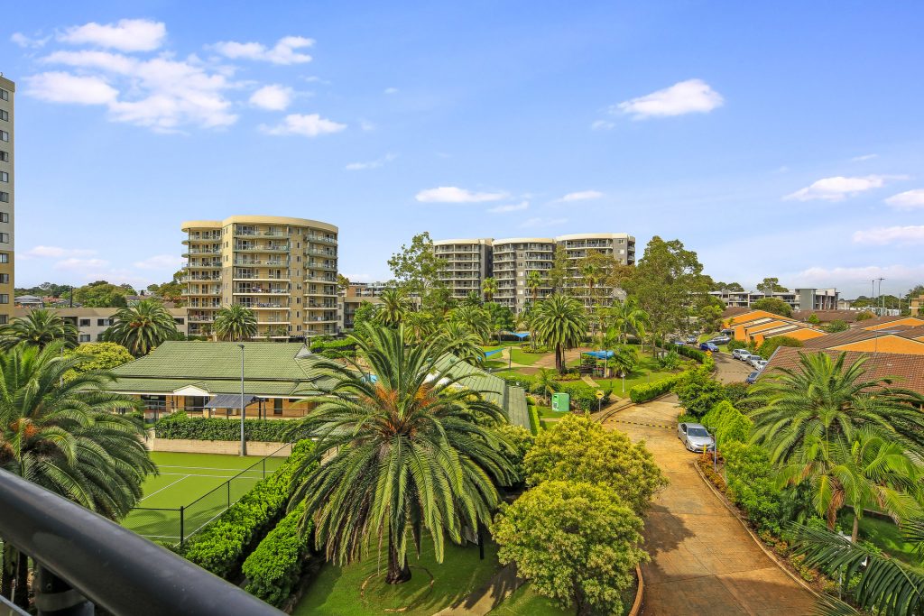 502/91a Bridge Road, Westmead NSW 2145 - photo 9